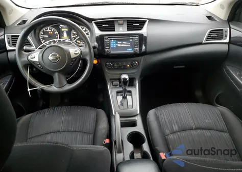 2017 Nissan Sentra S z USA, uszkodzony, nr VIN 3N1AB7AP3HY244474